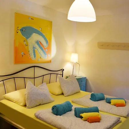 Kamen Blue Apartment *